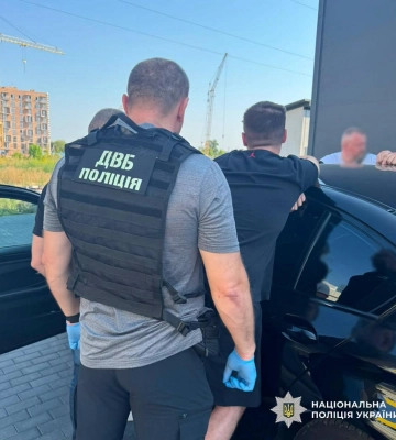 На Волині та Рівненщині брати-близнюки заробляли тисячі доларів на іспитах ПДР