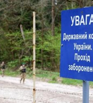 На Буковині затримали чоловіка, який за 2000 допомагав полтавцям незаконно перетнути кордон