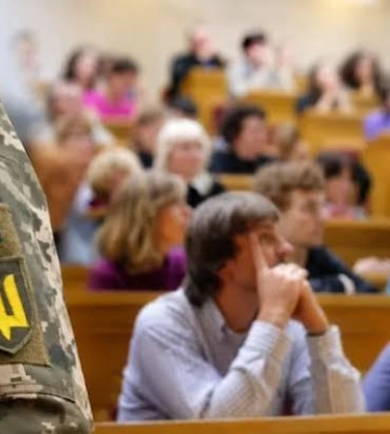 За $1400 обіцяв «вирішити питання» з ТЦК: в Одесі судитимуть 20-річного чоловіка