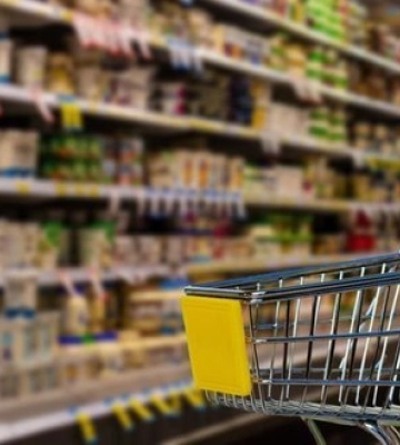 Дефіциту продуктів на Дніпропетровщині немає, є підвищений попит на сіль і крупи, - ОВА