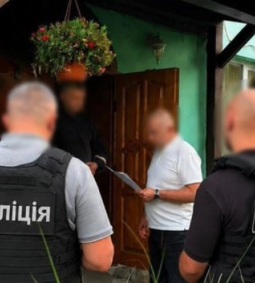 До $32 000 за вихід із в/ч і маршрут до Словаччини: на Закарпатті викрито чергову протиправну схему. ВІДЕО+ФОТОрепортаж