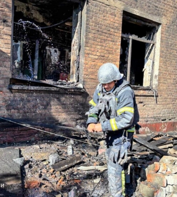 Росія вдарила по Харкову: пошкоджені багатоповерхівки