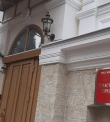 Окупаційний суд у Севастополі заарештував Маргариту Реутт. Її підозрюють у підриві капітана, який у 2014 році перейшов на бік РФ