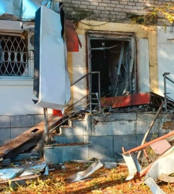 Пошкоджені банк, агропідприємства і транспорт: наслідки атак по Дніпропетровщині