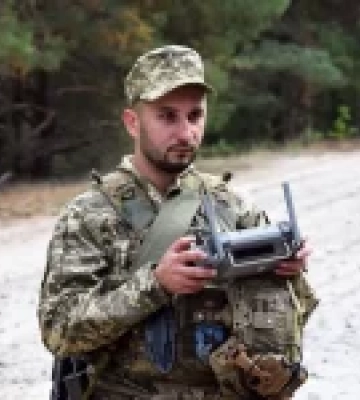 Прикордонник з Волині опанував роботу з дронами на українсько-білоруському кордоні