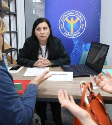 Від початку року Державна служба зайнятості працевлаштувала понад 181 тисячу українців