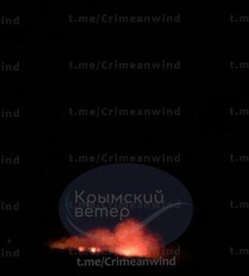 В оккупированном Крыму возникли пожары на месте дислокации российской ПВО и на территории пусков ракет Искандер — спутниковые снимки