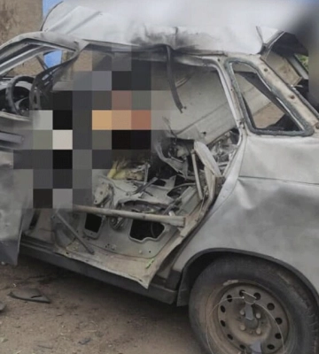 Российский дрон атаковал гражданский автомобиль в Херсонской области: четверо раненых