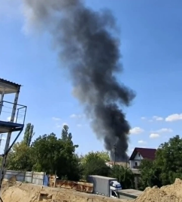 У Бортничах спалахнула масштабна пожежа (фото, відео)
