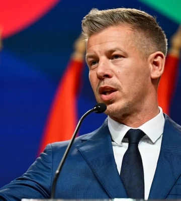 В Угорщині планують затопити баржі на Дунаї для забезпечення роботи АЕС