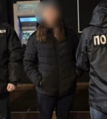 На Буковине псевдоволонтерка выманила более 75 тыс. грн у родственниц пропавших военных