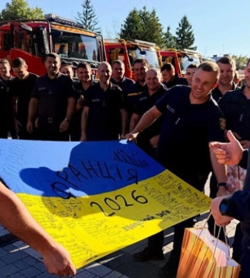 Украинские спасатели вернулись из Франции