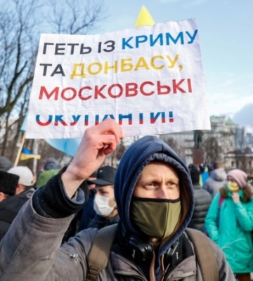 Крим став слабким місцем Кремля: як незаконні вибори б'ють по Росії