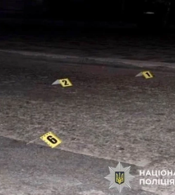 У центрі Дніпра чоловіки влаштували бійку та стрілянину: поліція затримала двох підозрюваних