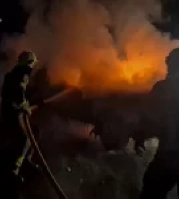 Російський дрон влучив у цивільне авто в Сумах: є жертва