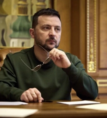 “Перехоплювачі мають працювати, а не лежати на складах”: Зеленський закликав партнерів не зволікати з допомогою Україні
