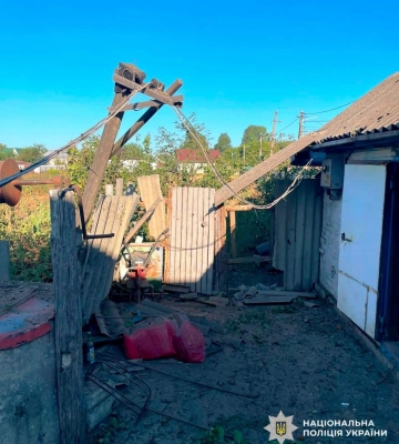 Поліція Київщини встановлює обставини поранення трьох людей через ворожу повітряну атаку