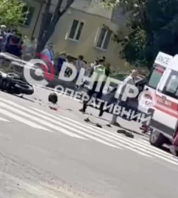 Водій Nissan загинув у ДТП з мотоциклом у Дніпрі: подробиці аварії