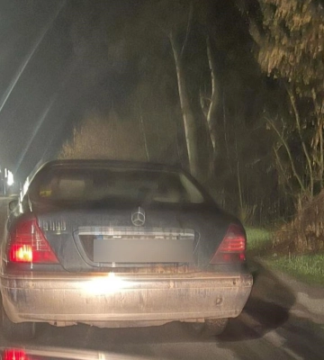На Волині водій Mercedes, який катався вночі без прав, збідніє на десятки тисяч