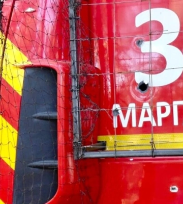 Войска РФ 5 раз атаковали пожарную часть в Марганце: есть повреждения. ФОТОрепортаж