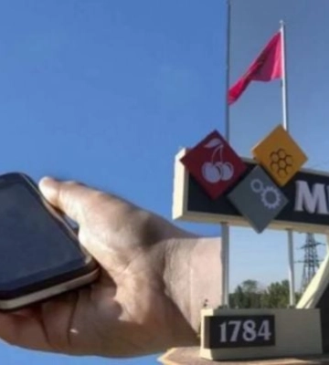 «Голубиная почта или кирпич в окно»: в Мелитополе оккупанты опубликовали лайфхак, как дозвониться в полицию при отсутствии связи