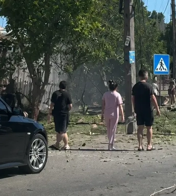 На Одещині російський дрон зруйнував два житлові будинки: троє людей травмовані