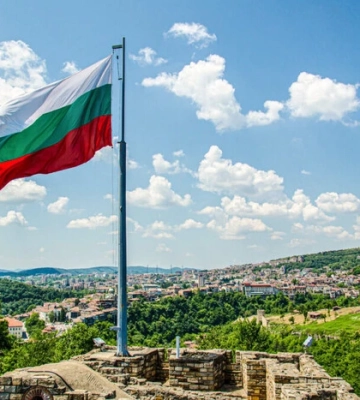 Українки розповіли, скільки насправді коштує життя в Болгарії