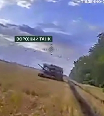 В Харьковской области украинские защитники уничтожили технику, при помощи которой враг пытался прорваться через границу – ГПСУ (видео)