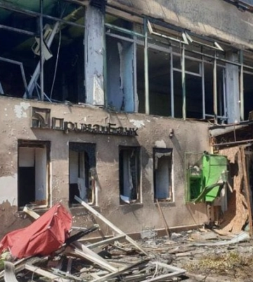 Росіяни обстріляли банк у Дніпрі: загинули двоє інкасаторів