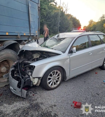 Обставини двох ДТП, в яких постраждали люди, встановлює поліція Вінниччини
