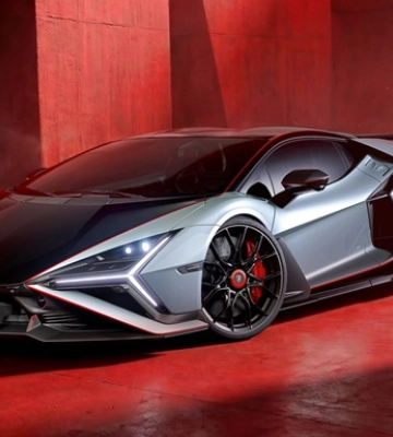 Lamborghini представила трекову версію суперкара Revuelto