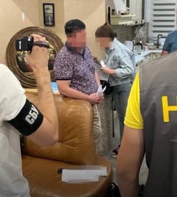 Експосадовця Одеського суду Доброва засудили до 7 років за хабар