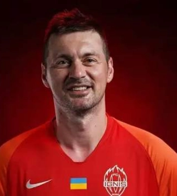 Торговал пивом, теперь играет в футбол: где сейчас Артем Милевский и чем зарабатывает на жизнь