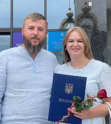 На вручення диплома прийшла з немовлям, а нині лікує майже 2000 людей: історія лікарки з Волині
