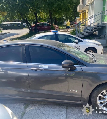 У Львові на вулиці Любінській автомобіль травмував пішохода