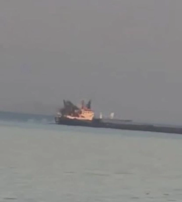 Россия в Чёрном море атаковала сухогруз с украинской пшеницей: погиб моряк, есть раненые
