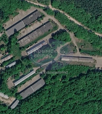 В Севастополе зафиксировали пожар на складах военной техники и аэродроме