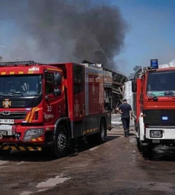 Ранкова атака на Київщину: у Броварському районі спалахнули пожежі, є руйнування