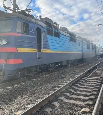 В Запорожье 17-летний подросток погиб от удара током в поезде