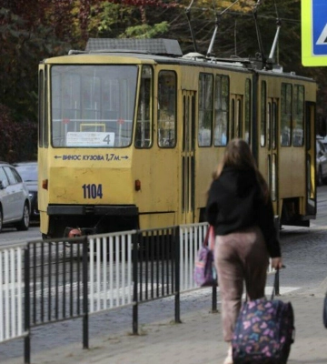 Нічний ремонт у Львові: на Вітовського замінять аварійну трамвайну колію