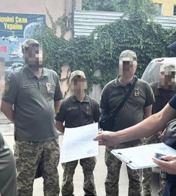 Били та душили людей. 10 військових ТЦК в Одесі отримали підозри