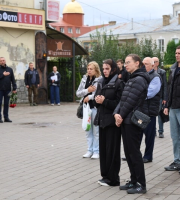 Загинув на Донеччині: у Луцьку попрощалася з Героєм Михайлом Слутяком