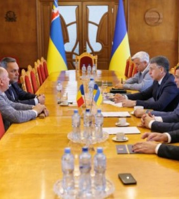 Сім років на Закарпатті: румунський консул завершує місію, а область подякувала за підтримку