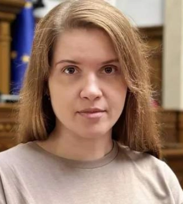 "Надеюсь, временно": Марьяна Безуглая вновь вошла в состав "Слуги народа"