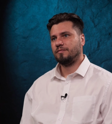 «Навіть швабру можна освятити»: черкаський священник пояснив, які речі можна приносити до церкви на освячення (ВІДЕО)