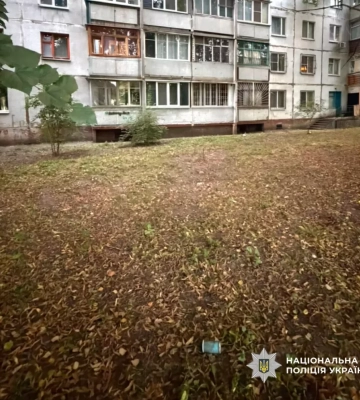 Підірвали димові шашки біля будинків: у Салтівському районі поліція шукає хуліганів