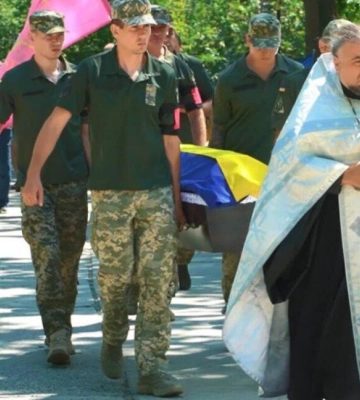 В Ізмаїлі в останню путь провели захисника України Ігоря Андрєєшина, який загинув у січні 2025 року