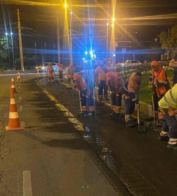 В Одесі три ночі ремонтуватимуть дороги на площі 10 Квітня та Академічній