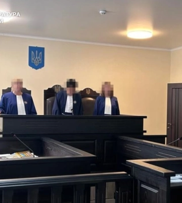Підозрюваний у розбещенні учениць директор мовного центру залишатиметься під вартою - прокуратура