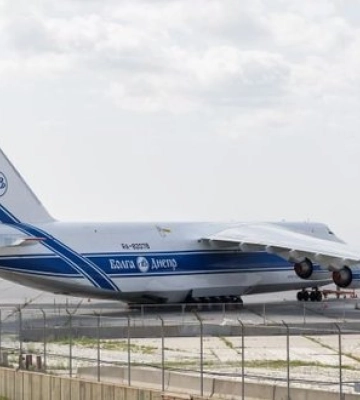 Федеральний суд Канади залишив під арештом російський літак Ан-124